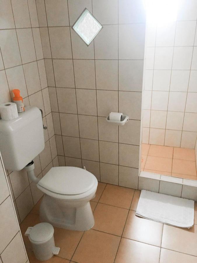 Tompos Vendeghaz Es Pince Otel Villány Dış mekan fotoğraf